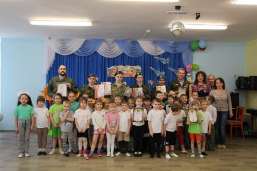 Военно-спортивная игра "Зарничка" в детских садах Великого Новгорода